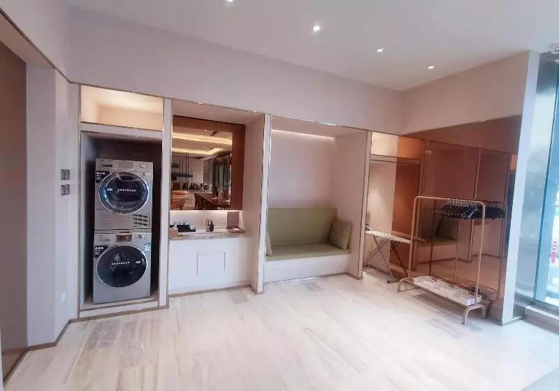 هتل Ji  Dalian Airport