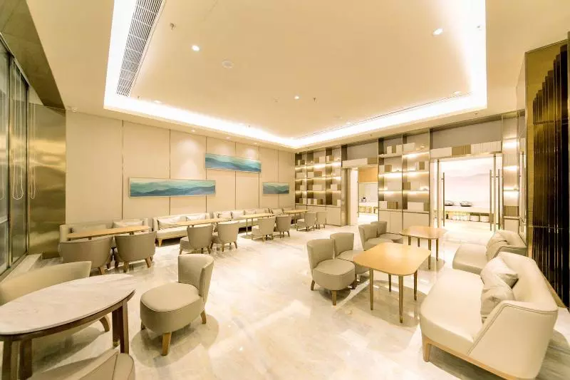 هتل Ji  Dalian Airport