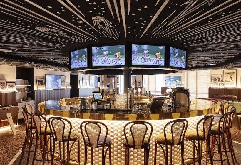 هتل Mama Shelter Paris La Défense