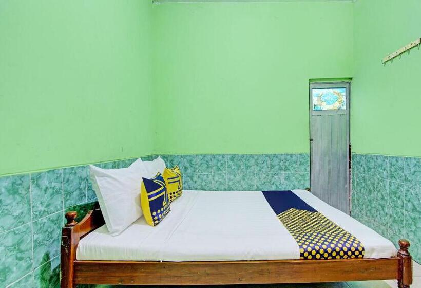 호텔 Sabar Menanti 2