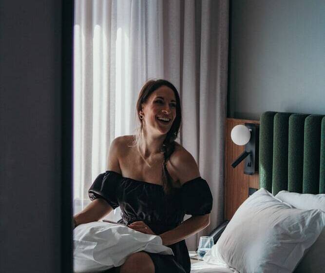 The Rockefeller Hotel By Newmark