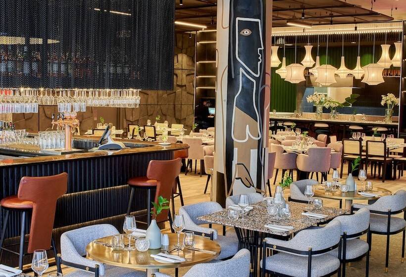 The Rockefeller Hotel By Newmark