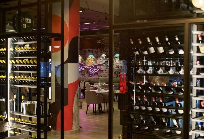 The Rockefeller Hotel By Newmark