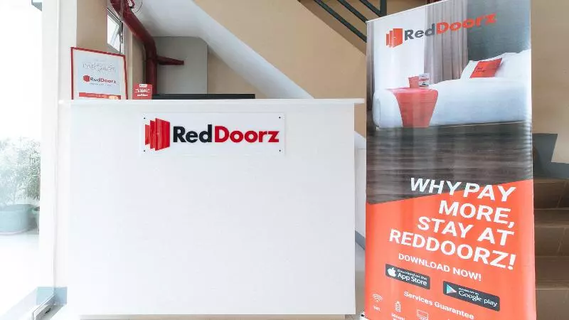 ホテル Torre De Manuel Residences 1 By Reddoorz