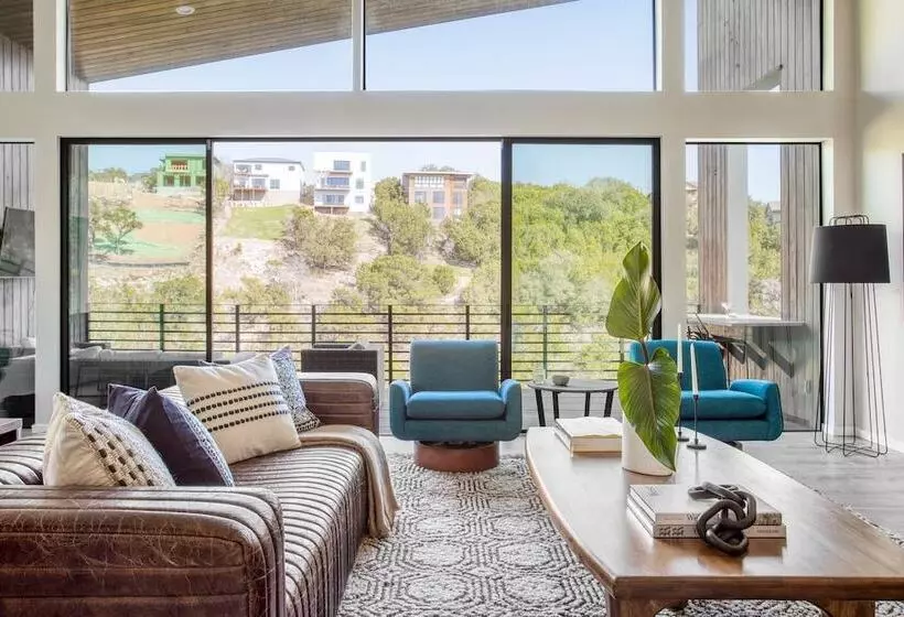 Barton By Avantstay Lake Views W Hot Tub Pool Ping Pong