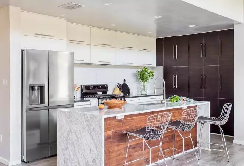 Barton By Avantstay Lake Views W Hot Tub Pool Ping Pong