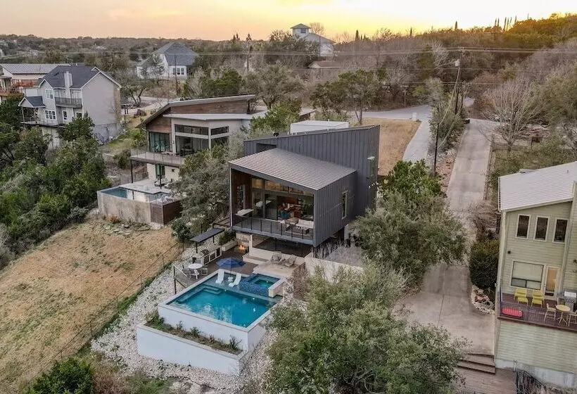 Barton By Avantstay Lake Views W Hot Tub Pool Ping Pong