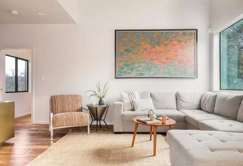 Barton By Avantstay Lake Views W Hot Tub Pool Ping Pong