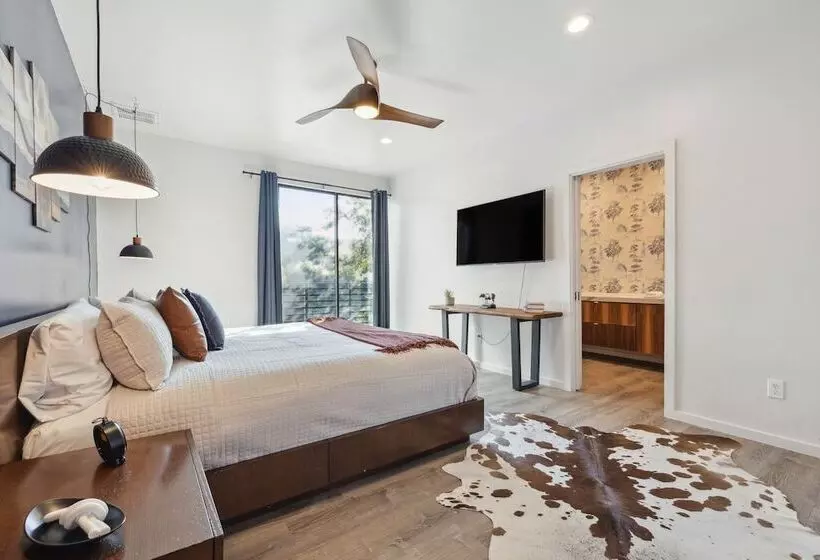 Barton By Avantstay Lake Views W Hot Tub Pool Ping Pong