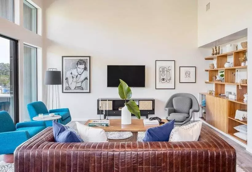 Barton By Avantstay Lake Views W Hot Tub Pool Ping Pong