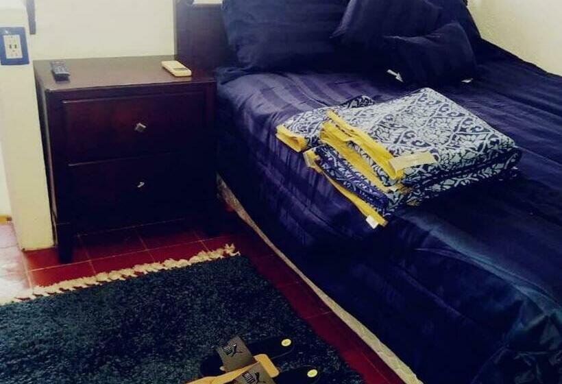 Departamento En Renta, Para 1 O 2 Personas