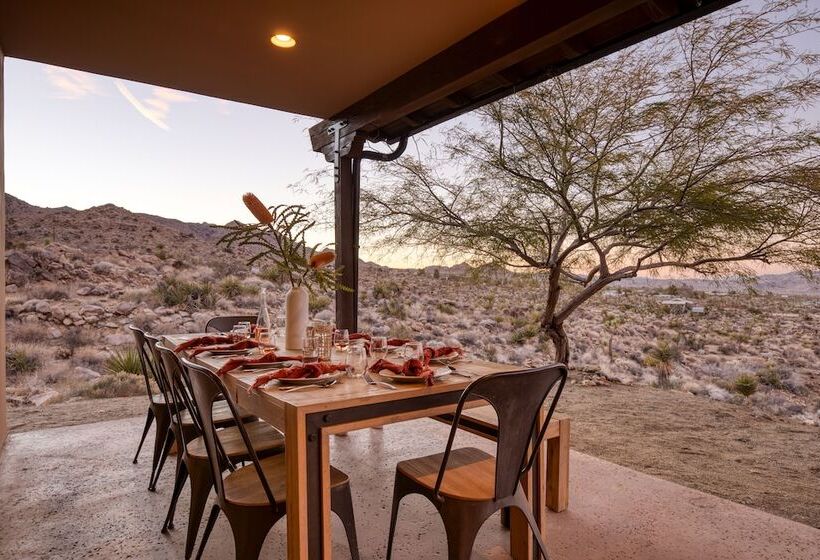 Desert Stone By Avantstay Contemporary Desert Oasis With Pool & Hot Tub