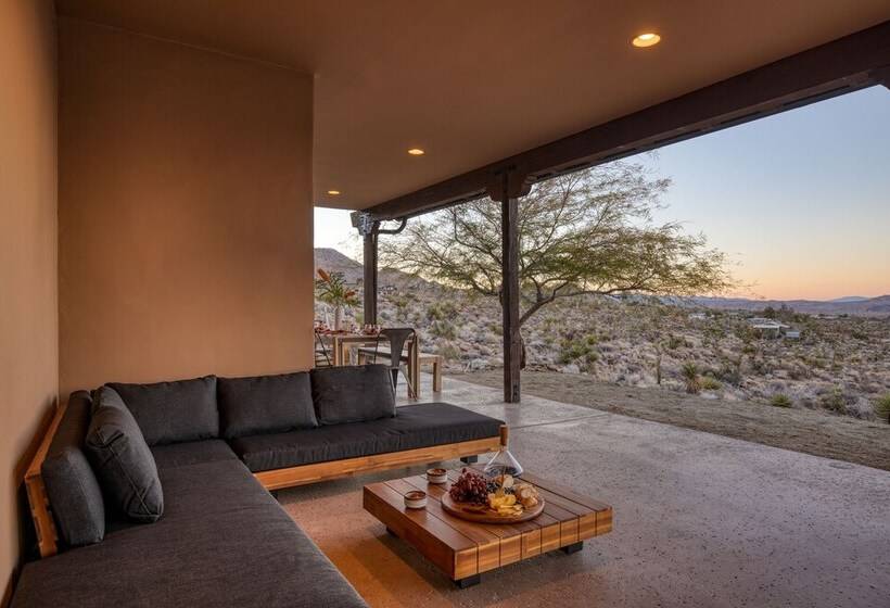 Desert Stone By Avantstay Contemporary Desert Oasis With Pool & Hot Tub
