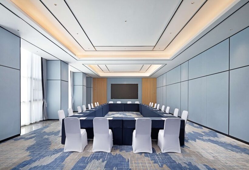 בית מלון כפרי Hilton Garden Inn Rizhao High Tech Zone