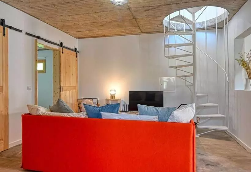 O Lagar Do Avô, A Home In Madeira