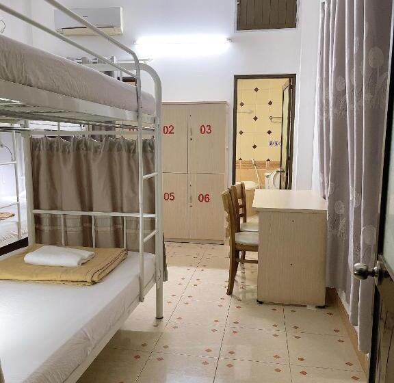 هاستل Saigon Cozy House & Coffee