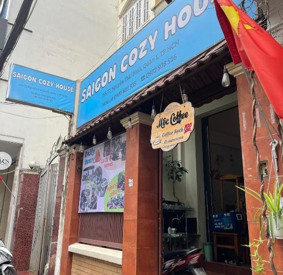 هاستل Saigon Cozy House & Coffee
