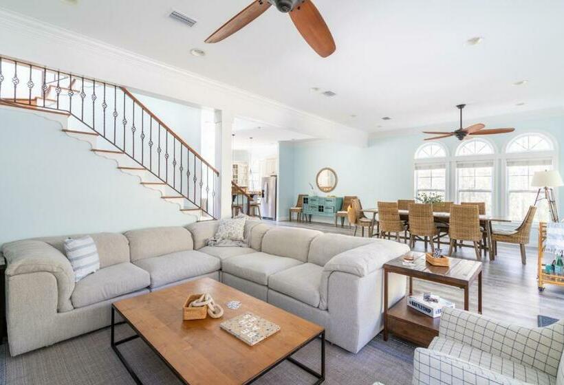 Augustine By Avantstay Stunning Home W Gorgeous Interior Multiple Patios