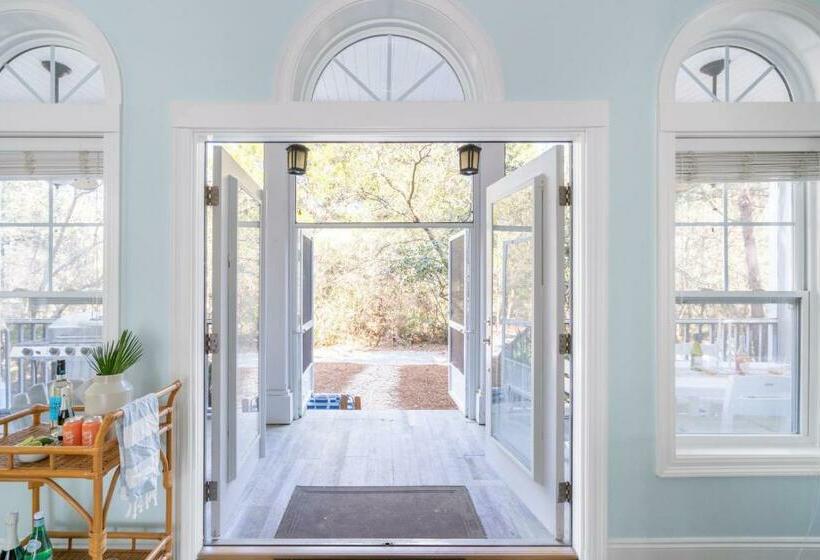 Augustine By Avantstay Stunning Home W Gorgeous Interior Multiple Patios