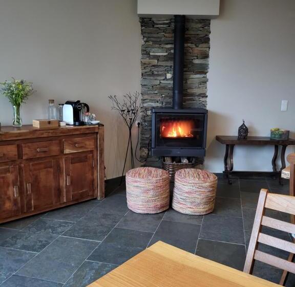 ベッドアンドブレックファースト Villa Alva Guest House