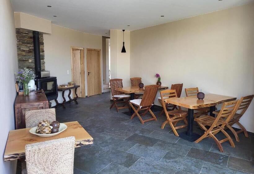 ベッドアンドブレックファースト Villa Alva Guest House