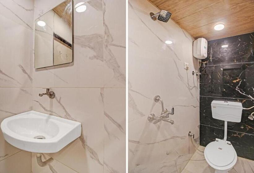 فندق O K K Royal Residency