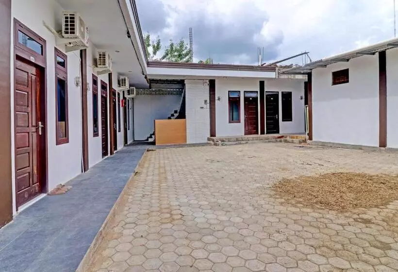 هتل Oyo 91497 Waskita Residence Syariah