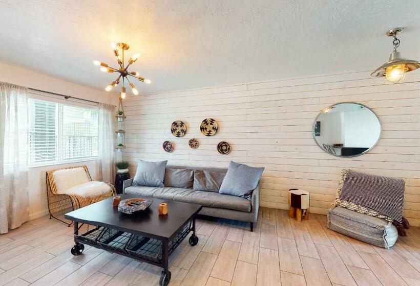 هتل Surf Lodge #1103