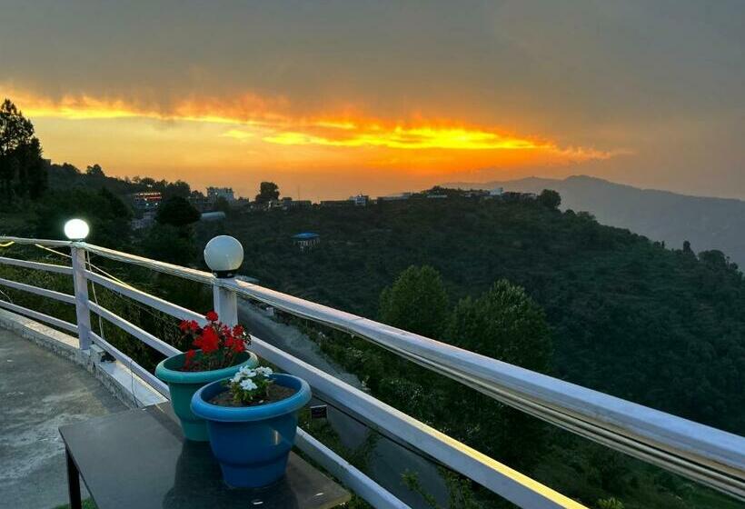 Отель Wincliff Orchard Resort