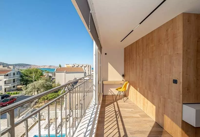 پانسیون N&n Lux Guest House