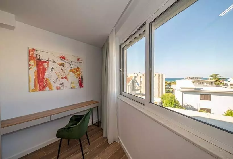 پانسیون N&n Lux Guest House