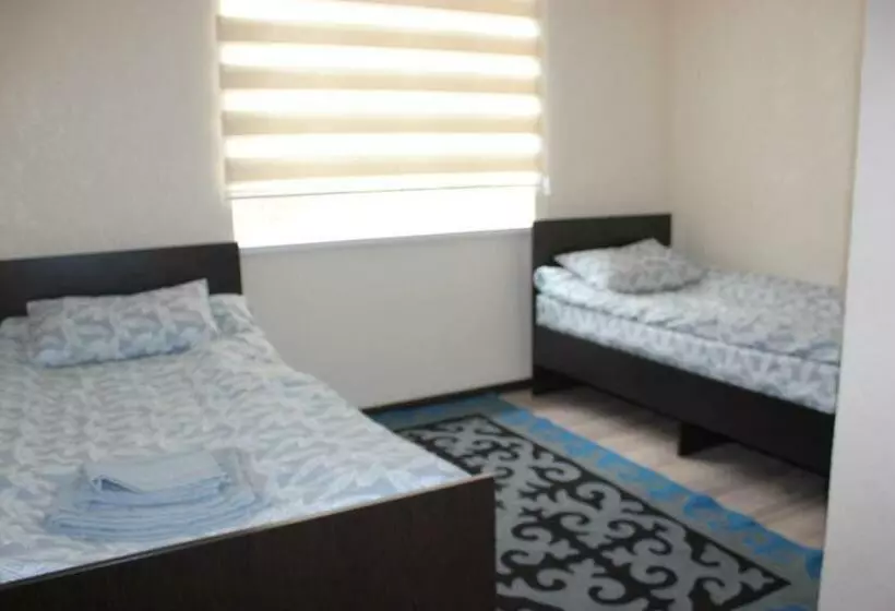 پانسیون Uz Anar Guest House