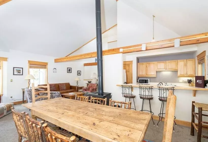 Smuggler F By Avantstay Gorgeous Condo Close To Lift 7