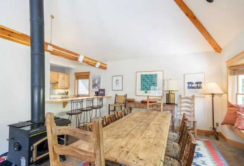 Smuggler F By Avantstay Gorgeous Condo Close To Lift 7