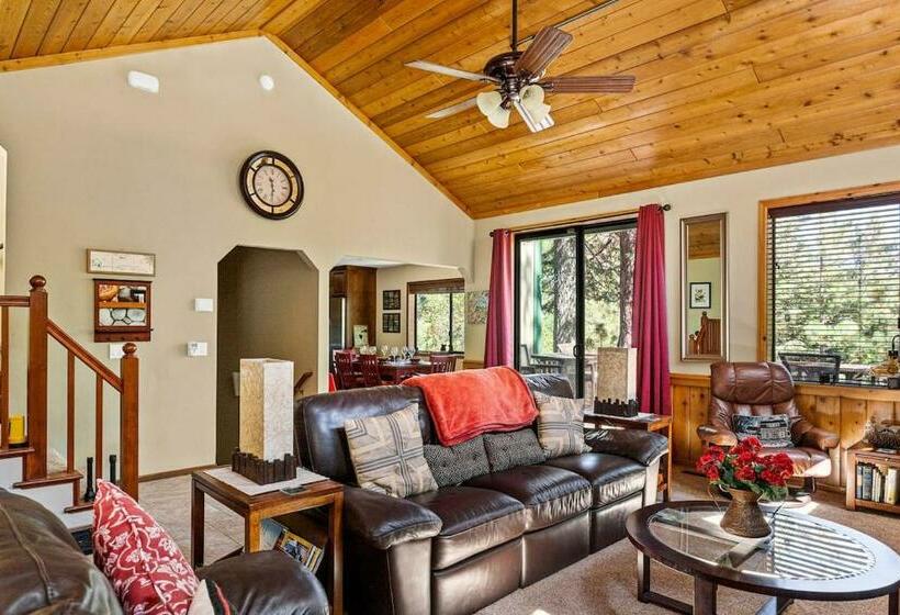 Sutter Ln By Avantstay Beautifully Remodeled Kitchen,4cabin Chic Bedrooms