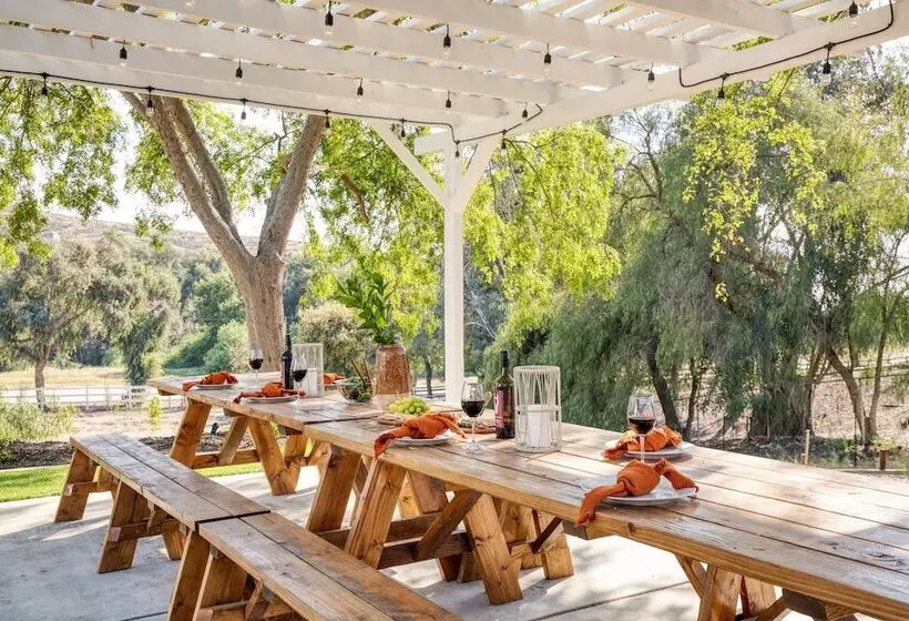 The Riesling Retreat By Avantstay Estate W Pool, Hottub, Putting Green & Pickle Ball Court