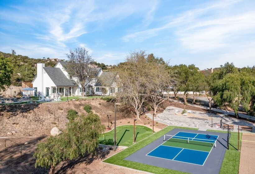 The Riesling Retreat By Avantstay Estate W Pool, Hottub, Putting Green & Pickle Ball Court