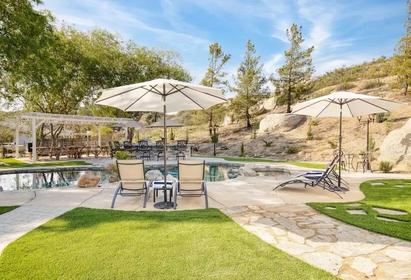 The Riesling Retreat By Avantstay Estate W Pool, Hottub, Putting Green & Pickle Ball Court