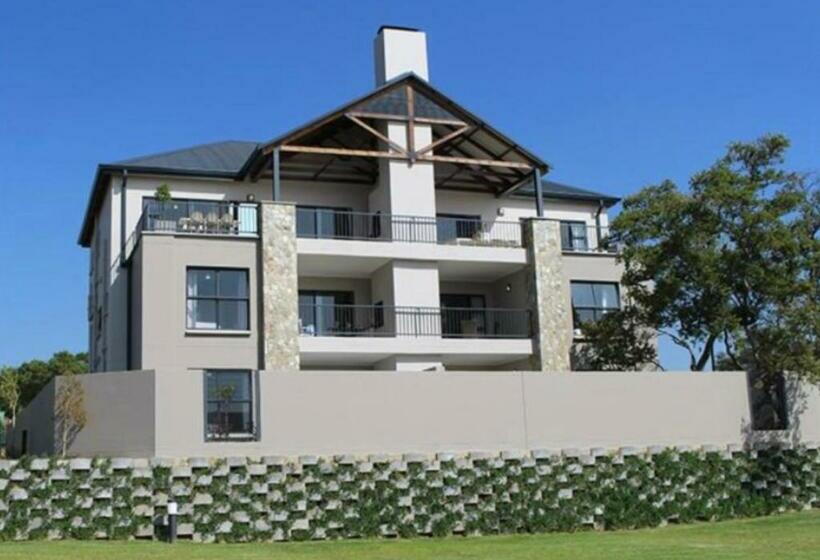 צימר Sleep And Go Luxury Tintswalo Nest