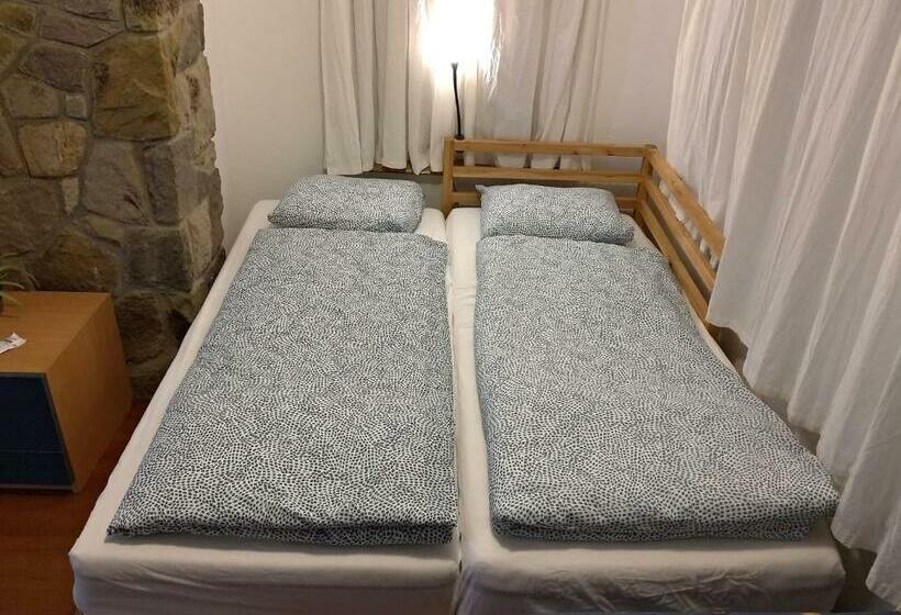 Csendes Pihenés Az Erdő Mellett   Madárfüttyös Vendégház