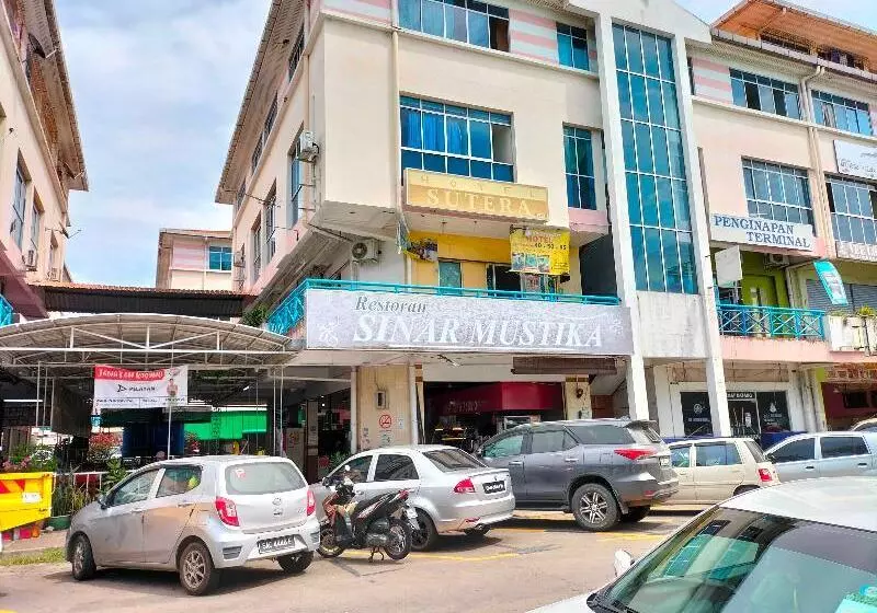 ホテル Oyo 90568  Sutera Inanam