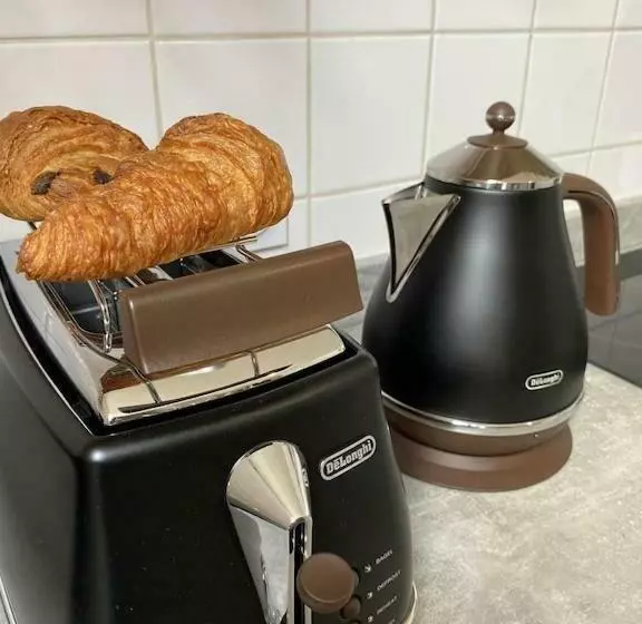 Maison De La Calonne   Riverside House & Terrace