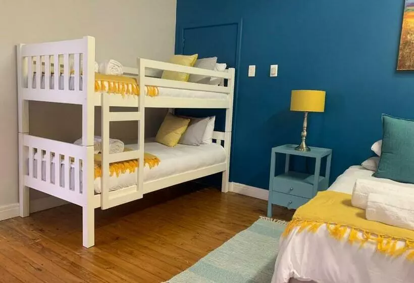 Majatalo Cherry House