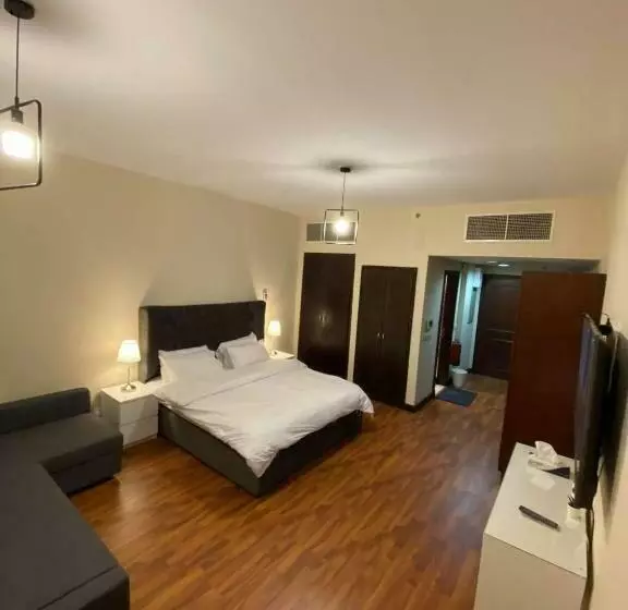 Marina Studio 2