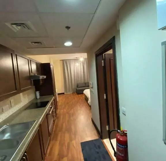 Marina Studio 2