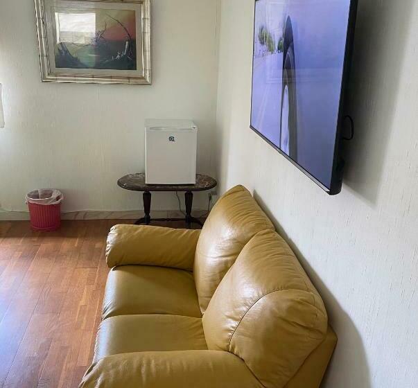 Bed and Breakfast La Camera Dell’aviatore