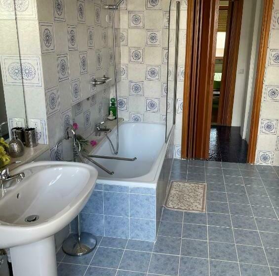 Bed and Breakfast La Camera Dell’aviatore