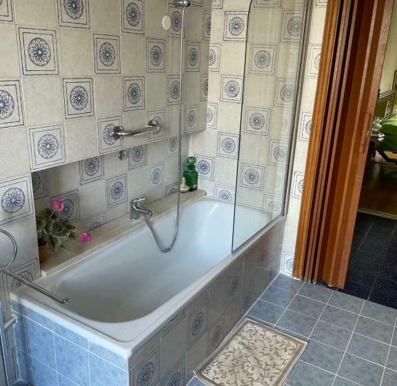 Bed and Breakfast La Camera Dell’aviatore