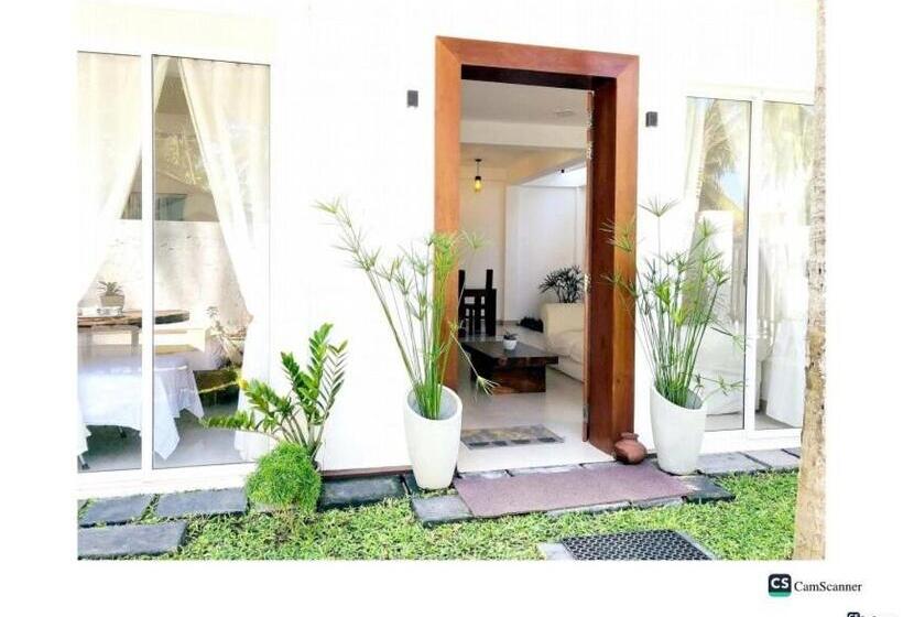 بنسيون Ayona Beach Villa