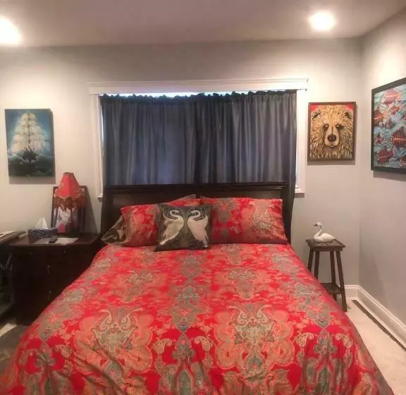 ペンション Raven S Cache Bed And Breakfast